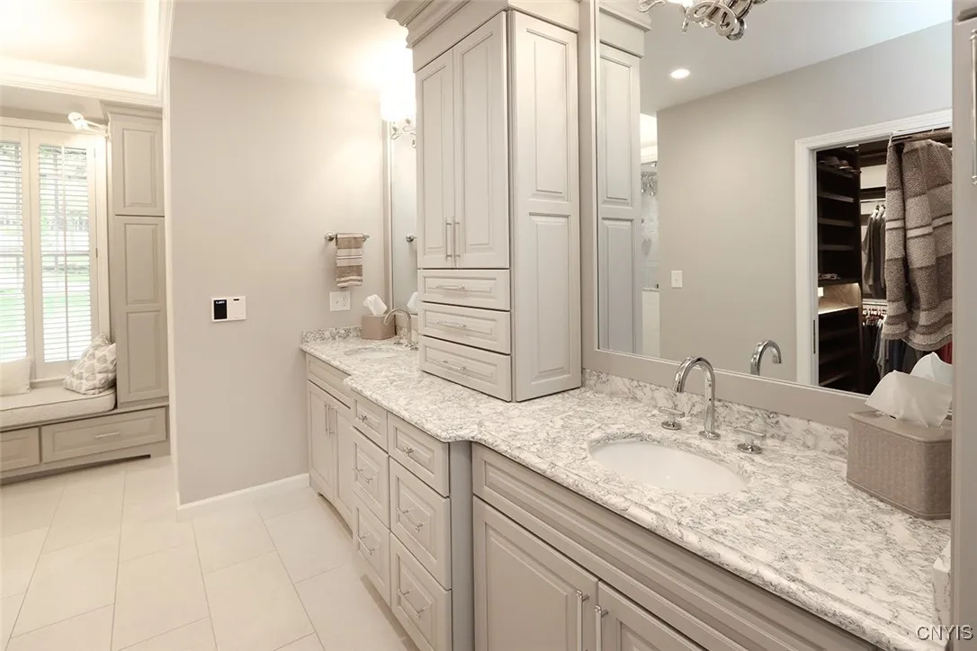 8426 Hobnail Road, Manlius, New York 13104, Manlius, New York 13104, 5 Bedrooms Bedrooms, 13 Rooms Rooms,3 BathroomsBathrooms,Residential,Closed,8426 Hobnail Road, Manlius, New York 13104,S1616004