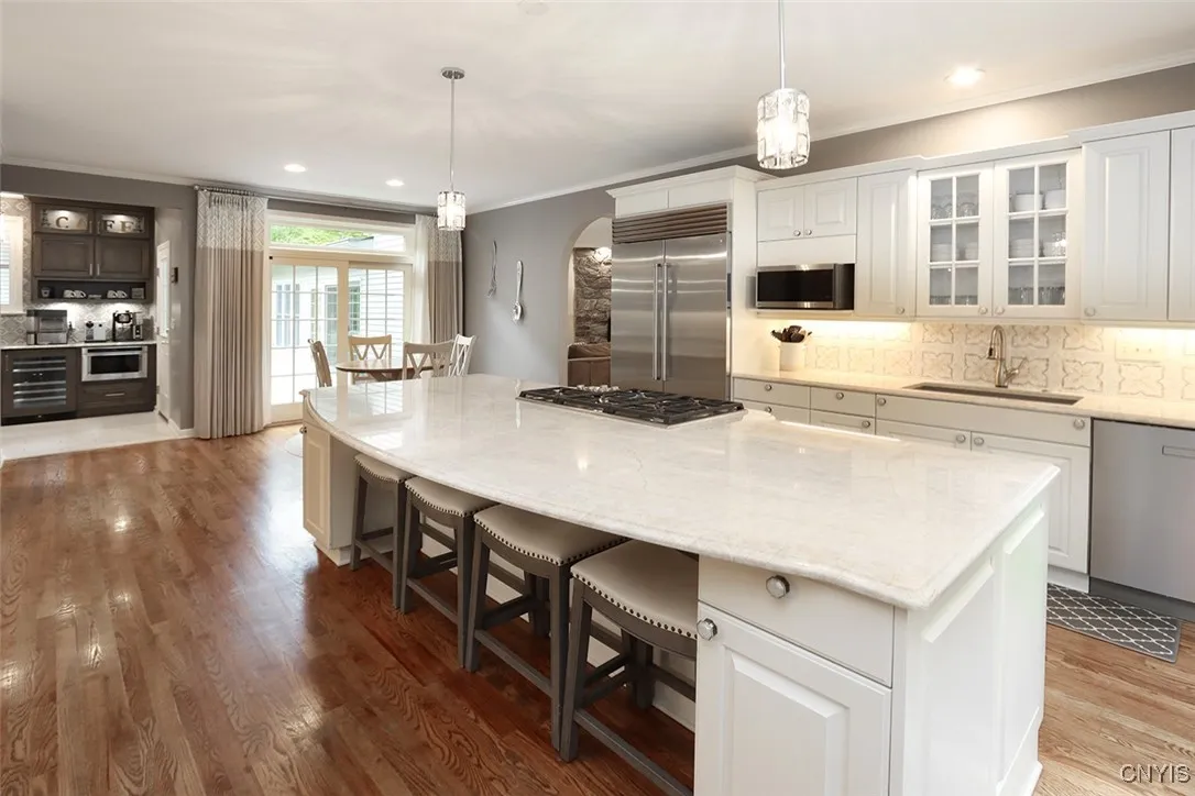 8426 Hobnail Road, Manlius, New York 13104, Manlius, New York 13104, 5 Bedrooms Bedrooms, 13 Rooms Rooms,3 BathroomsBathrooms,Residential,Closed,8426 Hobnail Road, Manlius, New York 13104,S1616004