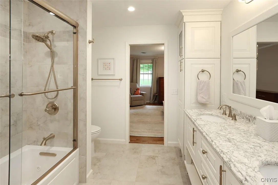 8426 Hobnail Road, Manlius, New York 13104, Manlius, New York 13104, 5 Bedrooms Bedrooms, 13 Rooms Rooms,3 BathroomsBathrooms,Residential,Closed,8426 Hobnail Road, Manlius, New York 13104,S1616004