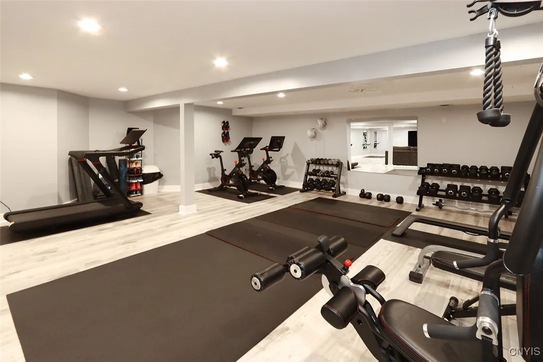 8426 Hobnail Road, Manlius, New York 13104, Manlius, New York 13104, 5 Bedrooms Bedrooms, 13 Rooms Rooms,3 BathroomsBathrooms,Residential,Closed,8426 Hobnail Road, Manlius, New York 13104,S1616004