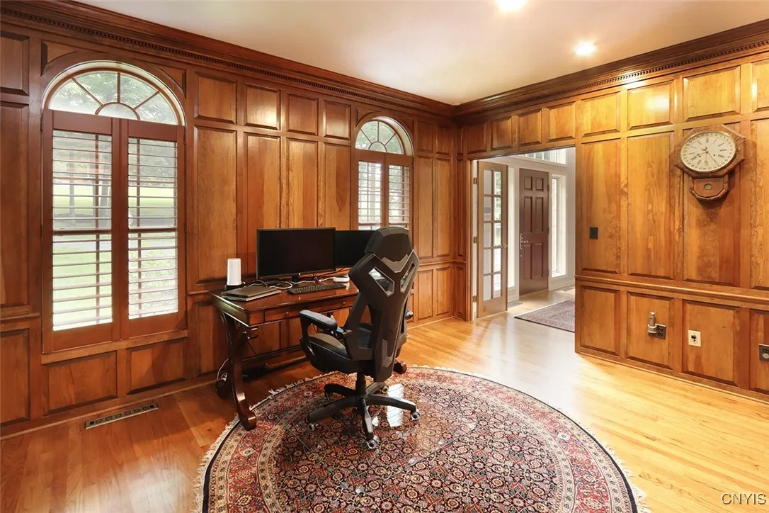 8426 Hobnail Road, Manlius, New York 13104, Manlius, New York 13104, 5 Bedrooms Bedrooms, 13 Rooms Rooms,3 BathroomsBathrooms,Residential,Closed,8426 Hobnail Road, Manlius, New York 13104,S1616004