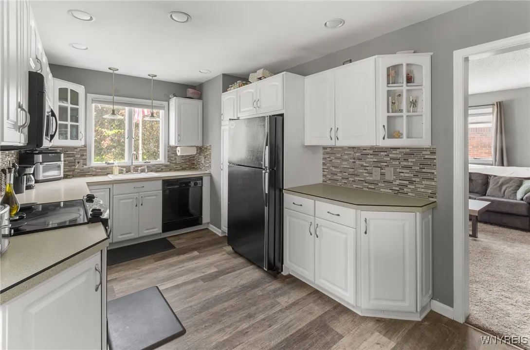 146 Woodcrest Drive, Amherst, New York 14226, Amherst, New York 14226, 2 Bedrooms Bedrooms, 6 Rooms Rooms,1 BathroomBathrooms,Residential,Closed,146 Woodcrest Drive, Amherst, New York 14226,0,B1615420