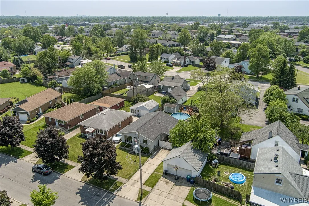 146 Woodcrest Drive, Amherst, New York 14226, Amherst, New York 14226, 2 Bedrooms Bedrooms, 6 Rooms Rooms,1 BathroomBathrooms,Residential,Closed,146 Woodcrest Drive, Amherst, New York 14226,0,B1615420