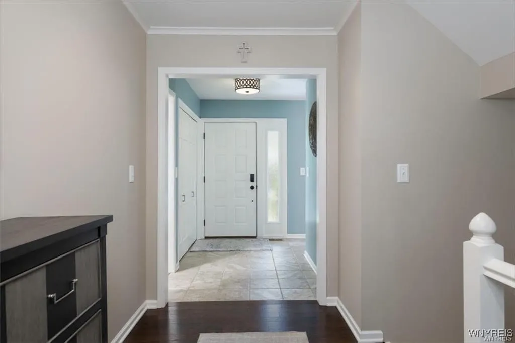 Entry Foyer