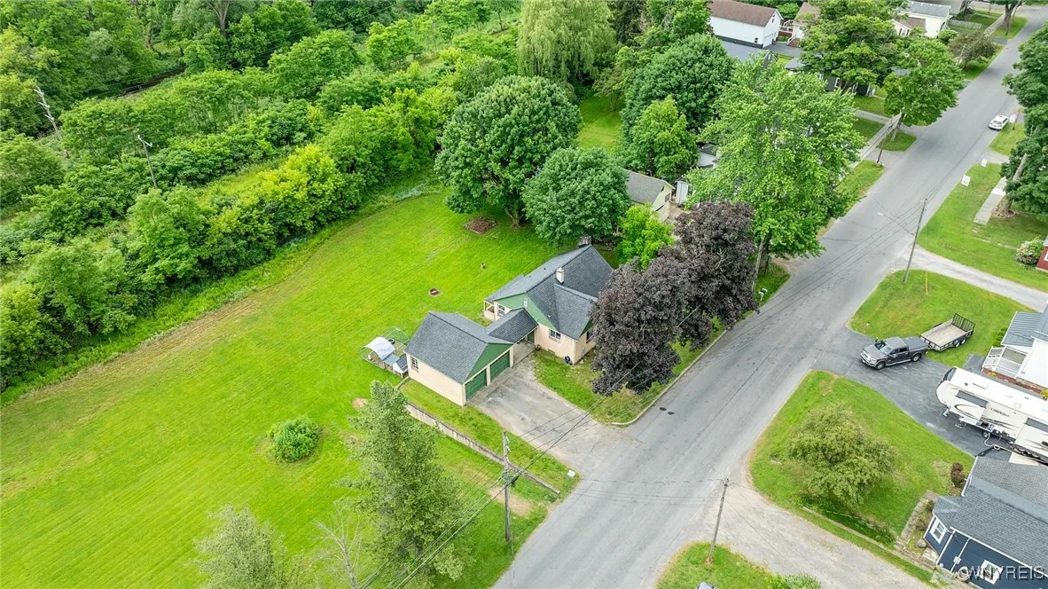 11247 Genesee St, Alexander, New York 14011, Alexander, New York 14011, 3 Bedrooms Bedrooms, 9 Rooms Rooms,1 BathroomBathrooms,Residential,Closed,11247 Genesee St, Alexander, New York 14011,0,B1616625