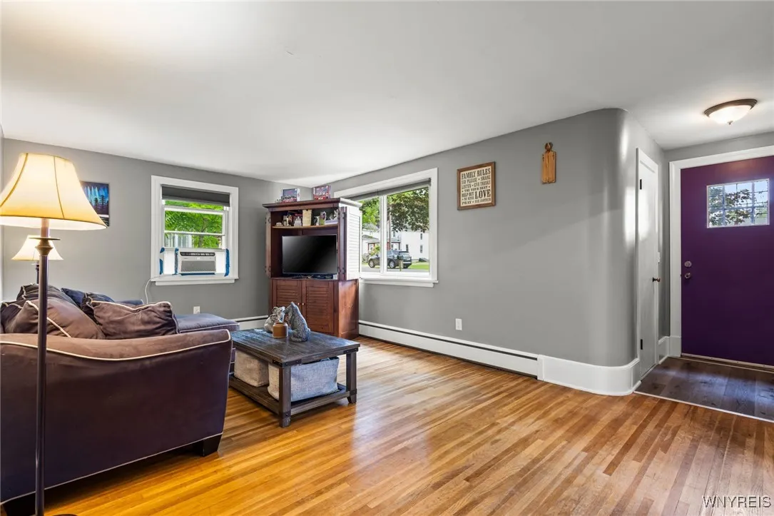 11247 Genesee St, Alexander, New York 14011, Alexander, New York 14011, 3 Bedrooms Bedrooms, 9 Rooms Rooms,1 BathroomBathrooms,Residential,Closed,11247 Genesee St, Alexander, New York 14011,0,B1616625