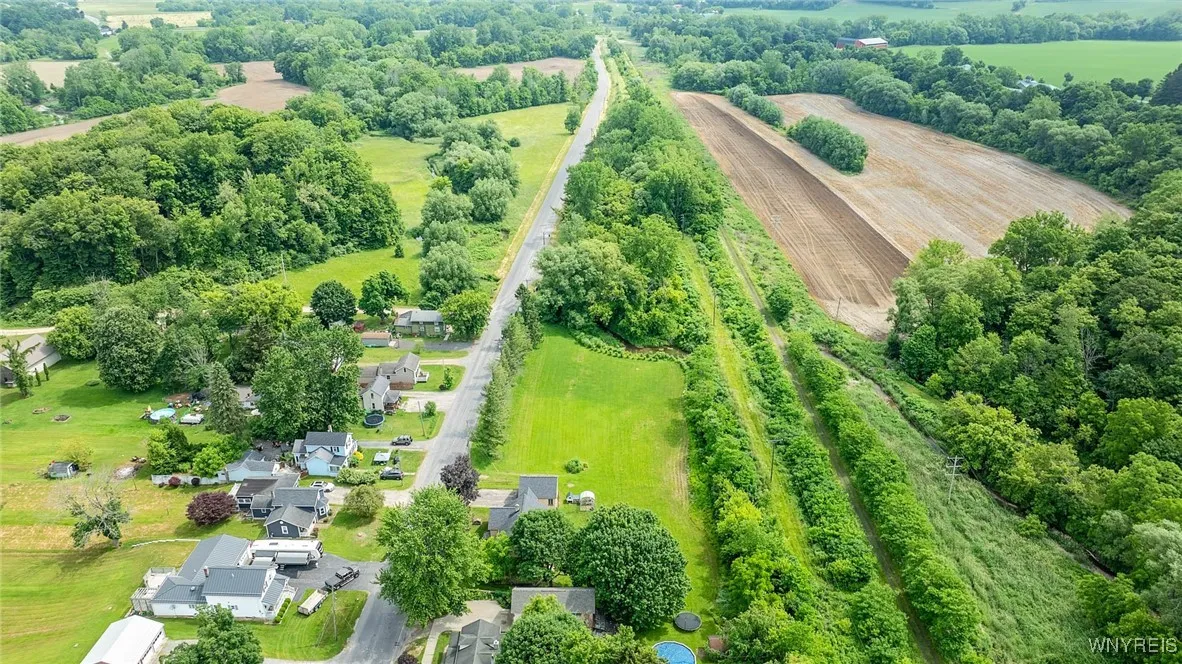 11247 Genesee St, Alexander, New York 14011, Alexander, New York 14011, 3 Bedrooms Bedrooms, 9 Rooms Rooms,1 BathroomBathrooms,Residential,Closed,11247 Genesee St, Alexander, New York 14011,0,B1616625