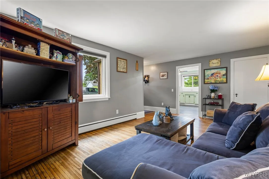 11247 Genesee St, Alexander, New York 14011, Alexander, New York 14011, 3 Bedrooms Bedrooms, 9 Rooms Rooms,1 BathroomBathrooms,Residential,Closed,11247 Genesee St, Alexander, New York 14011,0,B1616625