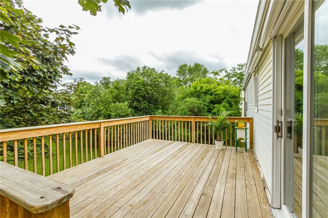 1611 Wheatstone Drive, Farmington, New York 14425, Farmington, New York 14425, 3 Bedrooms Bedrooms, 9 Rooms Rooms,1 BathroomBathrooms,Residential,Closed,1611 Wheatstone Drive, Farmington, New York 14425,R1614179