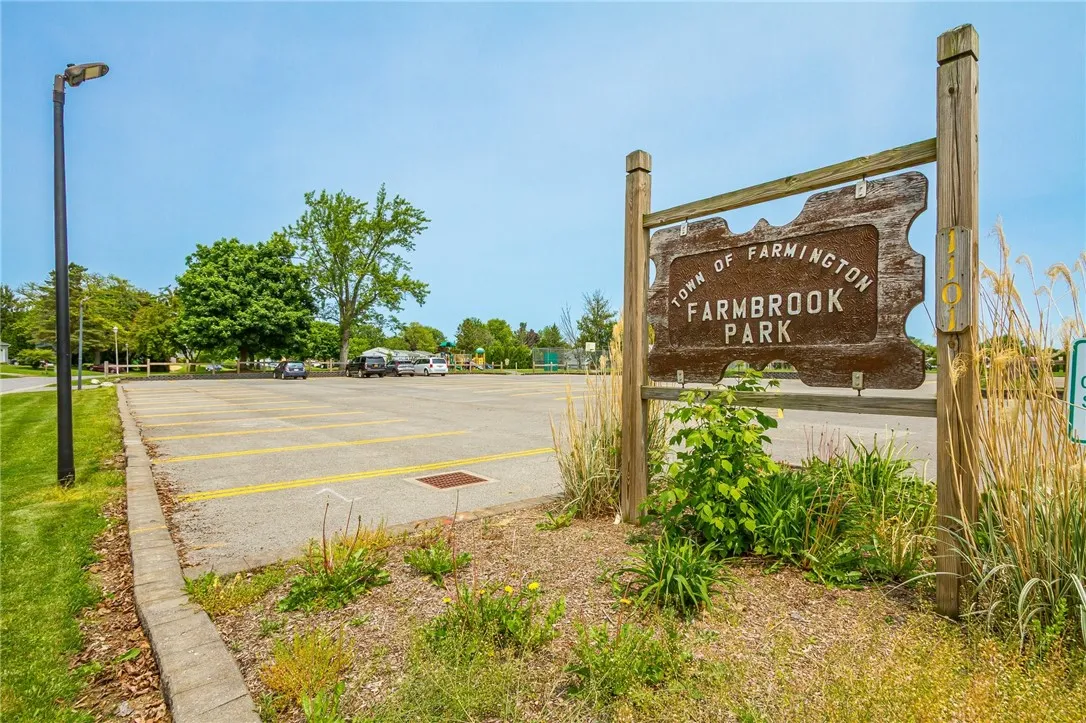 1611 Wheatstone Drive, Farmington, New York 14425, Farmington, New York 14425, 3 Bedrooms Bedrooms, 9 Rooms Rooms,1 BathroomBathrooms,Residential,Closed,1611 Wheatstone Drive, Farmington, New York 14425,R1614179