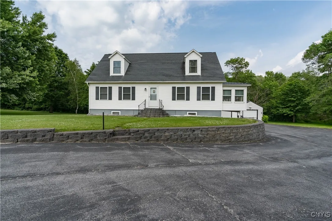 60 Van Buren Street, Antwerp, New York 13608, Antwerp, New York 13608, 5 Bedrooms Bedrooms, 12 Rooms Rooms,1 BathroomBathrooms,Residential,Closed,60 Van Buren Street, Antwerp, New York 13608,0,S1616711