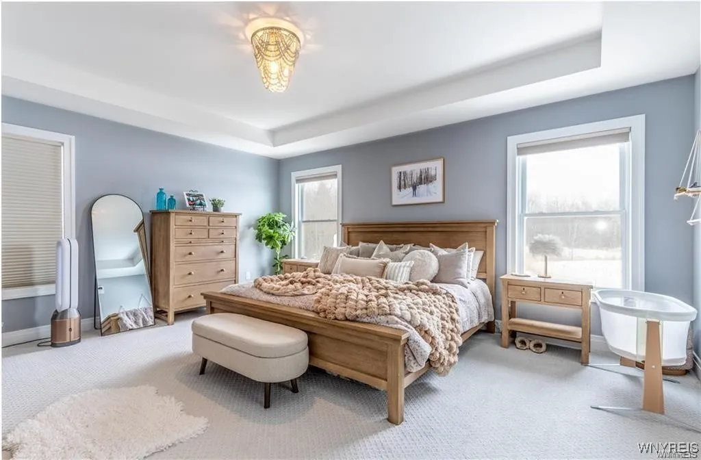 Primary Bedroom\n