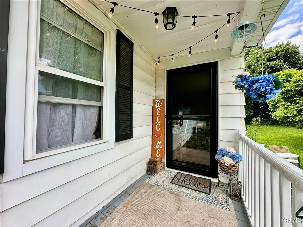 57 Varick Street, Oswego-city, New York 13126, Oswego, New York 13126, 3 Bedrooms Bedrooms, 7 Rooms Rooms,1 BathroomBathrooms,Residential,Closed,57 Varick Street, Oswego-city, New York 13126,0,S1616737