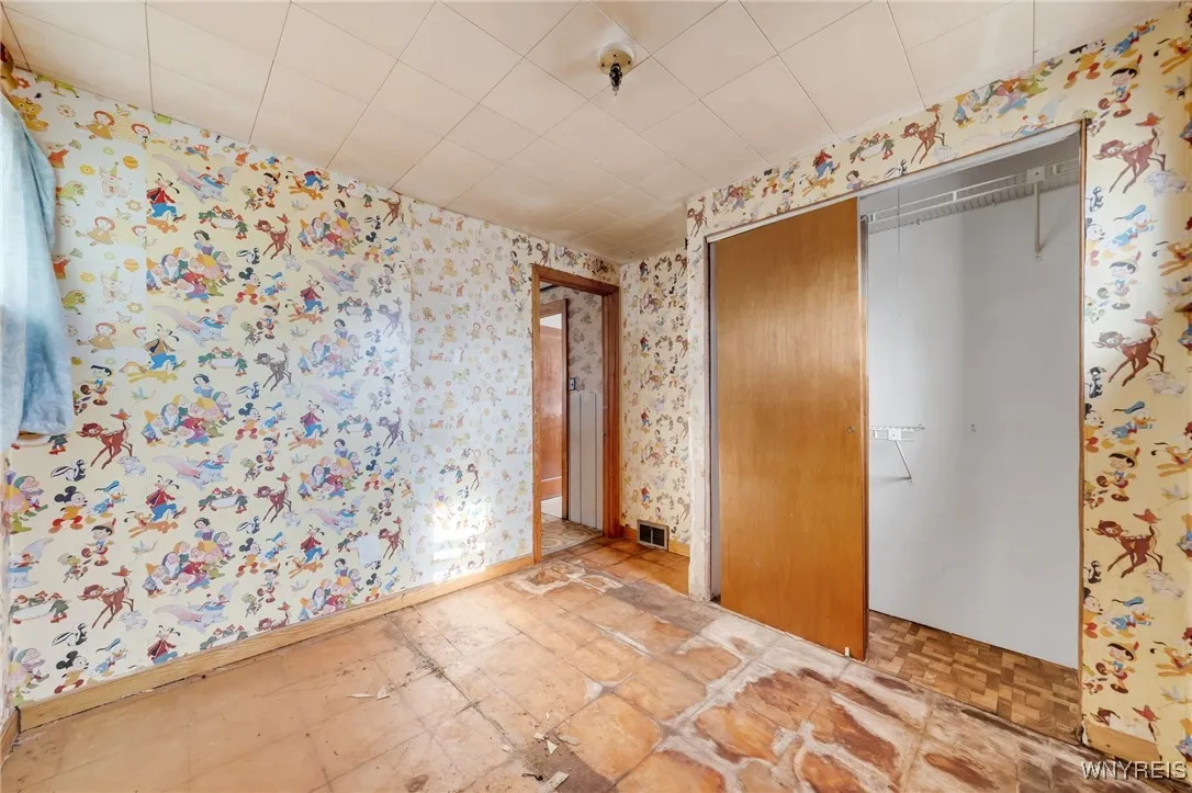 27 Dwyer Street, West Seneca, New York 14224, West Seneca, New York 14224, 2 Bedrooms Bedrooms, 4 Rooms Rooms,1 BathroomBathrooms,Residential,Closed,27 Dwyer Street, West Seneca, New York 14224,0,B1616383