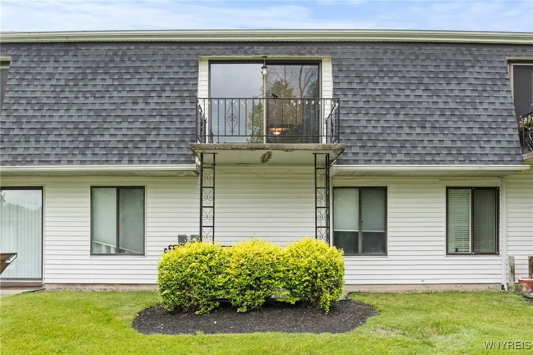75b Foxberry Drive, Amherst, New York 14068, Amherst, New York 14068, 2 Bedrooms Bedrooms, 4 Rooms Rooms,1 BathroomBathrooms,Residential,Closed,75b Foxberry Drive, Amherst, New York 14068,B1616731