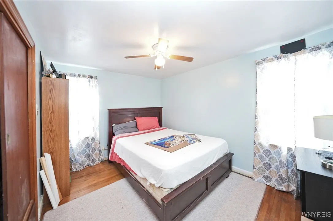 2133 North Avenue, Niagara Falls, New York 14305, Niagara Falls, New York 14305, 6 Bedrooms Bedrooms, ,2 BathroomsBathrooms,Residential,For Sale,2133 North Avenue, Niagara Falls, New York 14305,B1616566