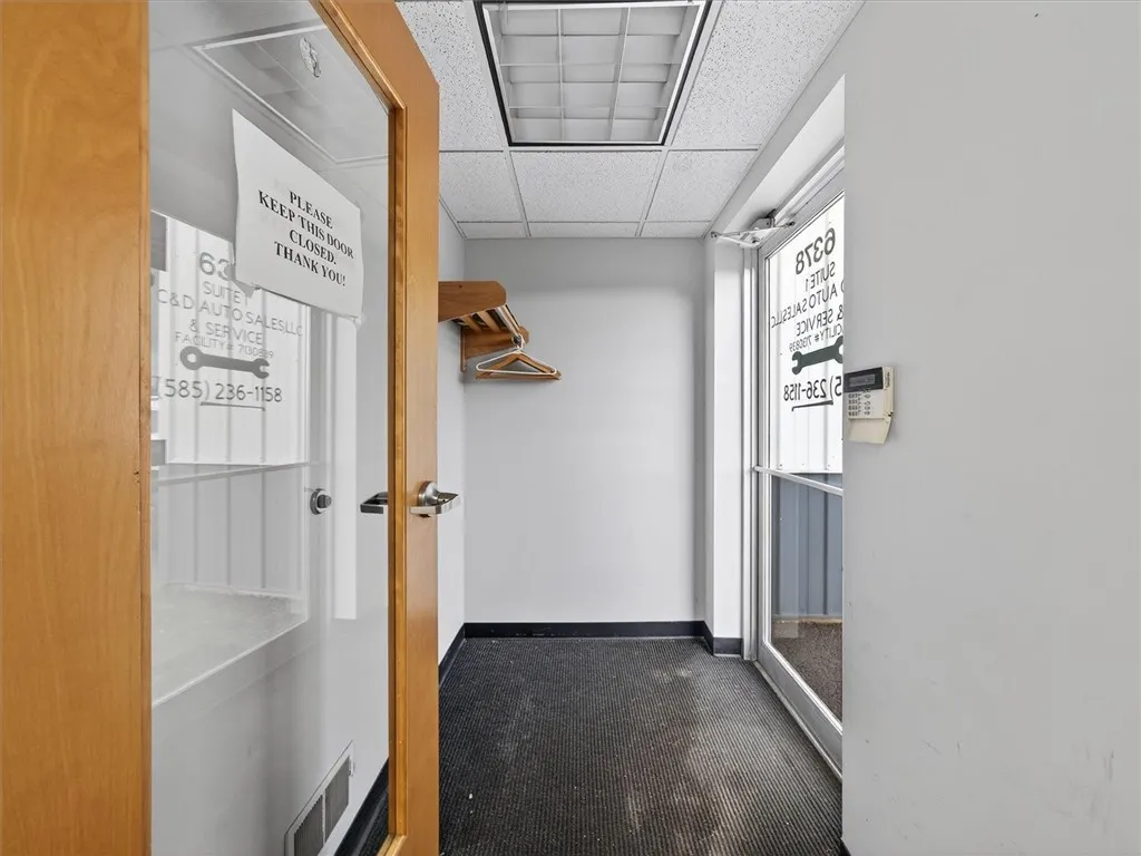 6378 Dean Parkway, Ontario, New York 14519, Ontario, New York 14519, ,Commercial Sale,For Sale,6378 Dean Parkway, Ontario, New York 14519,R1615276
