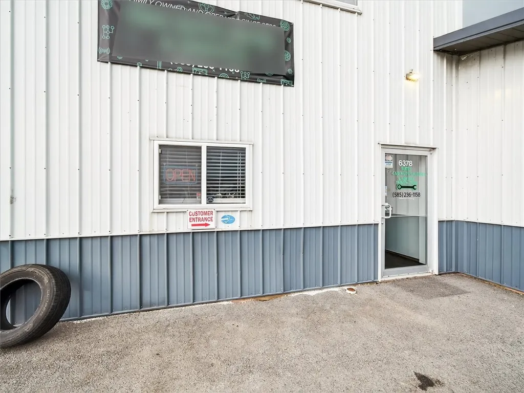 6378 Dean Parkway, Ontario, New York 14519, Ontario, New York 14519, ,Commercial Sale,For Sale,6378 Dean Parkway, Ontario, New York 14519,R1615276