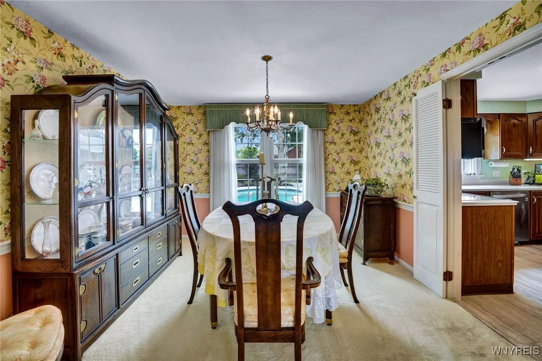 87 Old Spring Lane, Amherst, New York 14221, Amherst, New York 14221, 5 Bedrooms Bedrooms, 10 Rooms Rooms,2 BathroomsBathrooms,Residential,Closed,87 Old Spring Lane, Amherst, New York 14221,B1612057