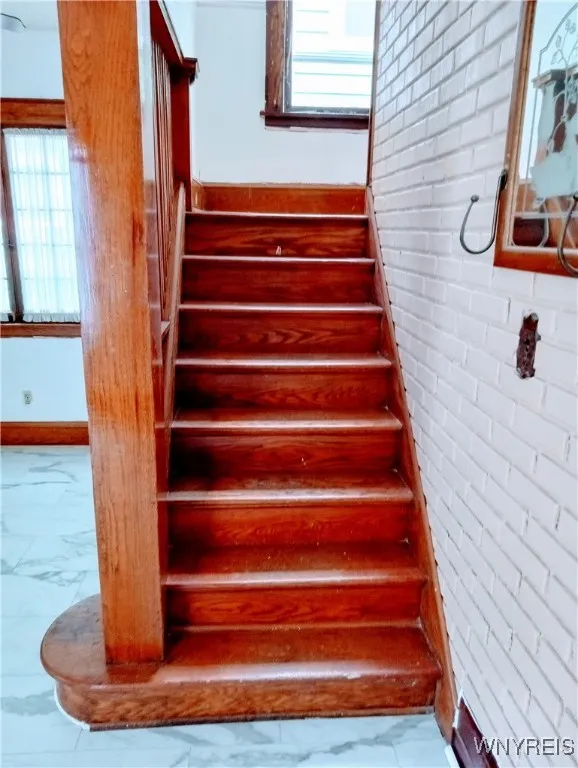 2436 Cleveland Avenue, Niagara Falls, New York 143, Niagara Falls, New York 14305, 3 Bedrooms Bedrooms, 8 Rooms Rooms,1 BathroomBathrooms,Residential,For Sale,2436 Cleveland Avenue, Niagara Falls, New York 143,B1616823