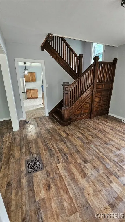 726 South Main Street, Shelby, New York 14103, Shelby, New York 14103, 3 Bedrooms Bedrooms, 8 Rooms Rooms,2 BathroomsBathrooms,Residential,For Sale,726 South Main Street, Shelby, New York 14103,B1616817
