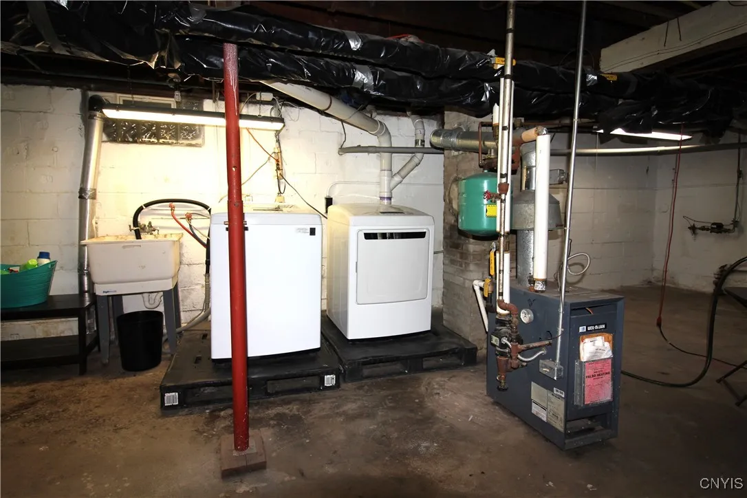 218 South Terry Road, Geddes, New York 13219, Geddes, New York 13219, 3 Bedrooms Bedrooms, 7 Rooms Rooms,2 BathroomsBathrooms,Residential,Closed,218 South Terry Road, Geddes, New York 13219,0,S1616281