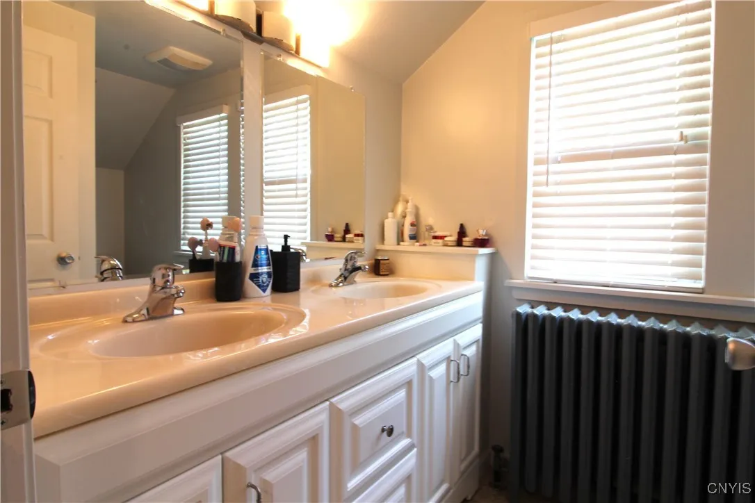 218 South Terry Road, Geddes, New York 13219, Geddes, New York 13219, 3 Bedrooms Bedrooms, 7 Rooms Rooms,2 BathroomsBathrooms,Residential,For Sale,218 South Terry Road, Geddes, New York 13219,S1616281