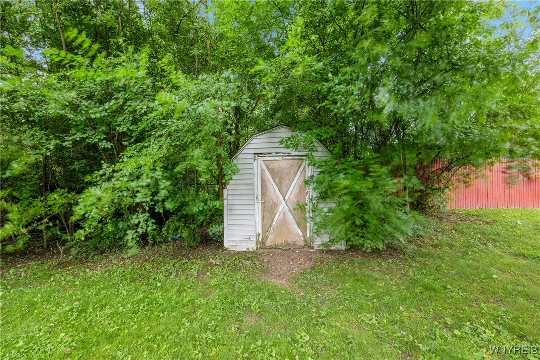 155 Mapleview Drive, Amherst, New York 14226, Amherst, New York 14226, 2 Bedrooms Bedrooms, 5 Rooms Rooms,1 BathroomBathrooms,Residential,Closed,155 Mapleview Drive, Amherst, New York 14226,B1616735