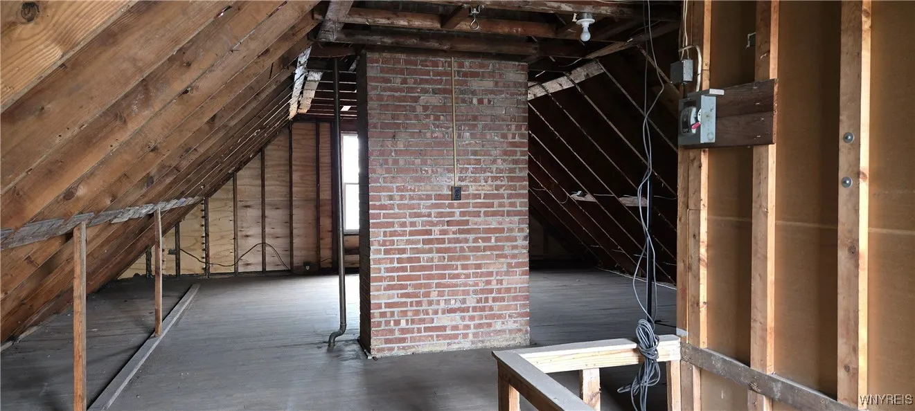 Attic - 3rd floor