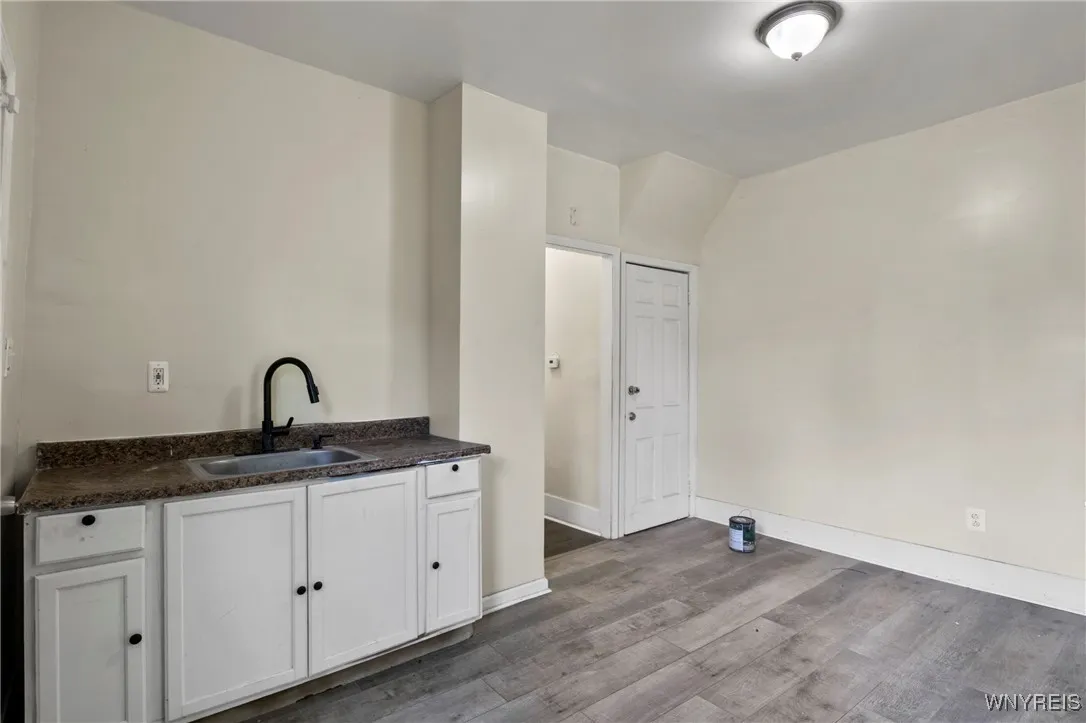 227 Burgard Place, Buffalo, New York 14211, Buffalo, New York 14211, 7 Bedrooms Bedrooms, ,3 BathroomsBathrooms,Residential,For Sale,227 Burgard Place, Buffalo, New York 14211,B1616023