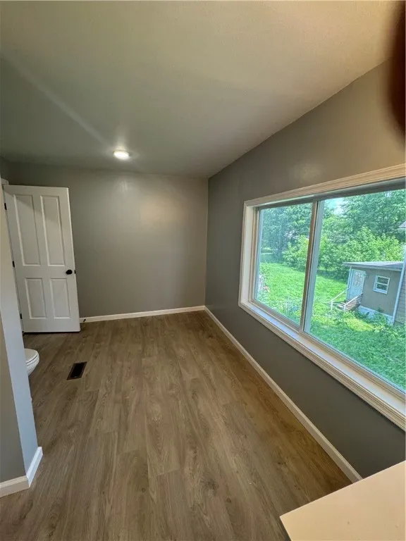 Bathroom with ample light second floor