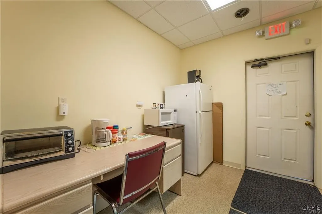 1107 Floyd Avenue, Rome, New York 13440, Rome, New York 13440, ,Commercial Lease,For Rent,1107 Floyd Avenue, Rome, New York 13440,0,S1616885