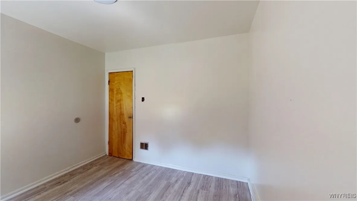 133 Freund Street, Buffalo, New York 14215, Buffalo, New York 14215, 3 Bedrooms Bedrooms, 5 Rooms Rooms,2 BathroomsBathrooms,Residential,For Sale,133 Freund Street, Buffalo, New York 14215,B1616802