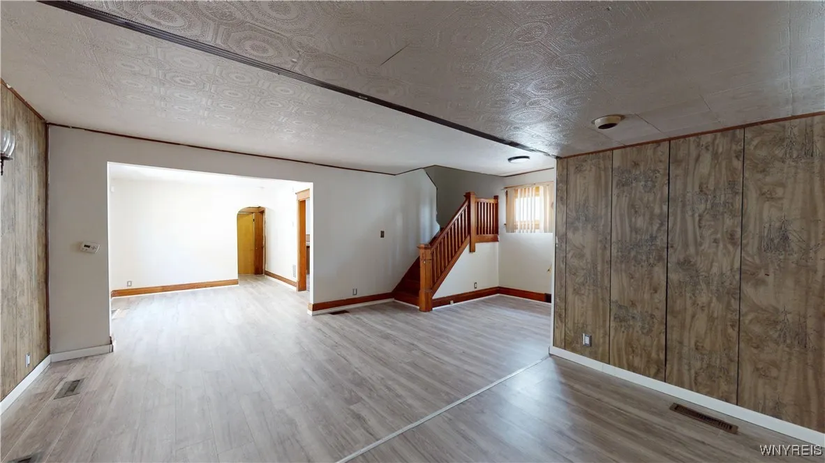 133 Freund Street, Buffalo, New York 14215, Buffalo, New York 14215, 3 Bedrooms Bedrooms, 5 Rooms Rooms,2 BathroomsBathrooms,Residential,For Sale,133 Freund Street, Buffalo, New York 14215,B1616802