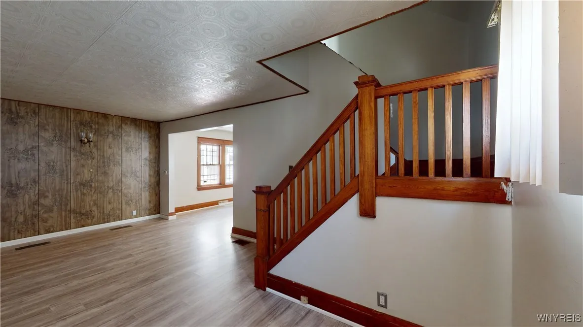 133 Freund Street, Buffalo, New York 14215, Buffalo, New York 14215, 3 Bedrooms Bedrooms, 5 Rooms Rooms,2 BathroomsBathrooms,Residential,For Sale,133 Freund Street, Buffalo, New York 14215,B1616802