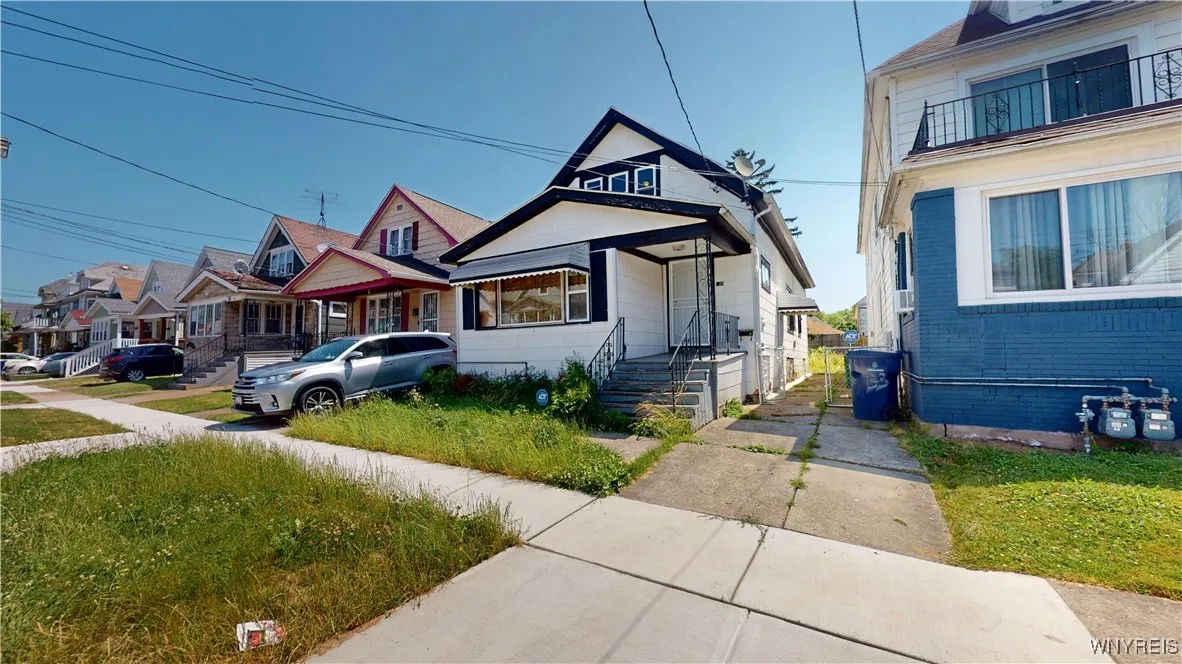 133 Freund Street, Buffalo, New York 14215, Buffalo, New York 14215, 3 Bedrooms Bedrooms, 5 Rooms Rooms,2 BathroomsBathrooms,Residential,For Sale,133 Freund Street, Buffalo, New York 14215,B1616802