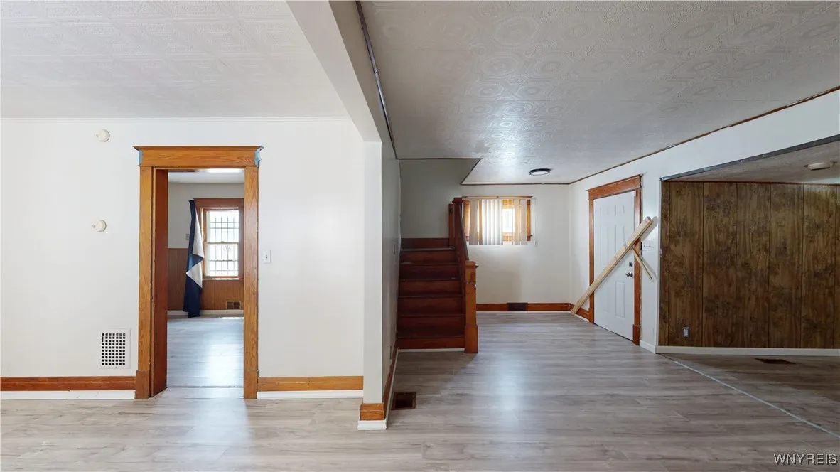 133 Freund Street, Buffalo, New York 14215, Buffalo, New York 14215, 3 Bedrooms Bedrooms, 5 Rooms Rooms,2 BathroomsBathrooms,Residential,For Sale,133 Freund Street, Buffalo, New York 14215,B1616802