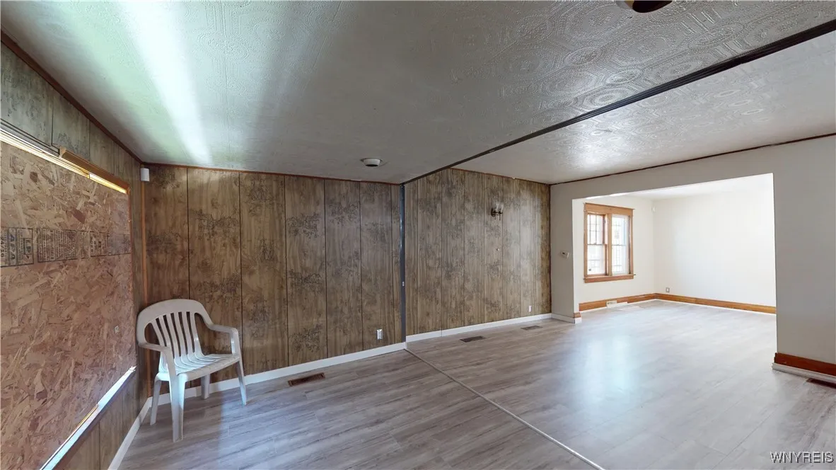 133 Freund Street, Buffalo, New York 14215, Buffalo, New York 14215, 3 Bedrooms Bedrooms, 5 Rooms Rooms,2 BathroomsBathrooms,Residential,For Sale,133 Freund Street, Buffalo, New York 14215,B1616802