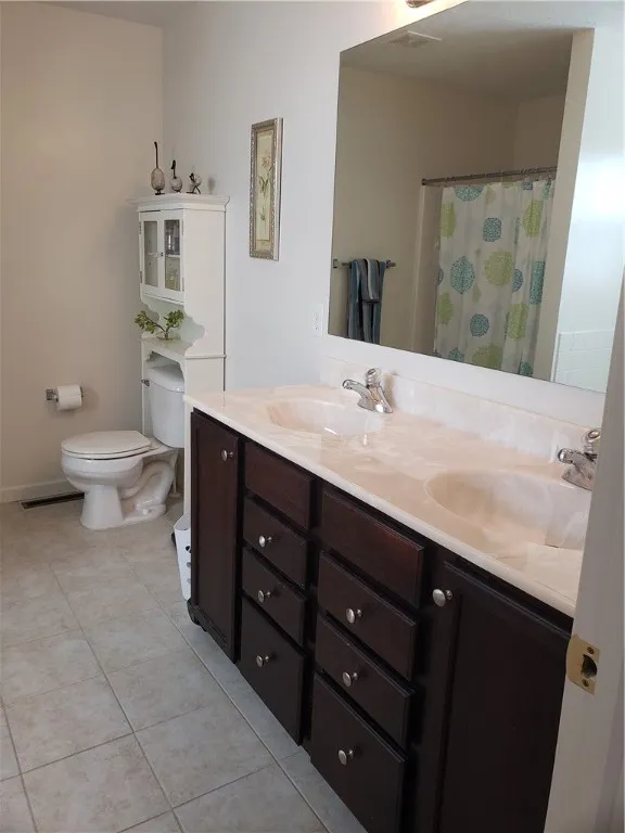 75 Haywards Heath, Henrietta, New York 14586, Henrietta, New York 14586, 4 Bedrooms Bedrooms, 8 Rooms Rooms,3 BathroomsBathrooms,Residential Lease,For Rent,75 Haywards Heath, Henrietta, New York 14586,R1614475