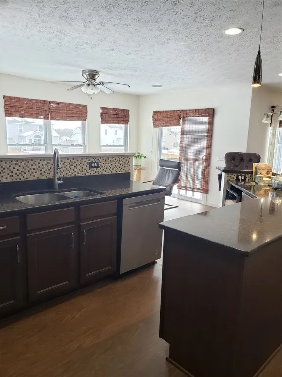 75 Haywards Heath, Henrietta, New York 14586, Henrietta, New York 14586, 4 Bedrooms Bedrooms, 8 Rooms Rooms,3 BathroomsBathrooms,Residential Lease,For Rent,75 Haywards Heath, Henrietta, New York 14586,R1614475