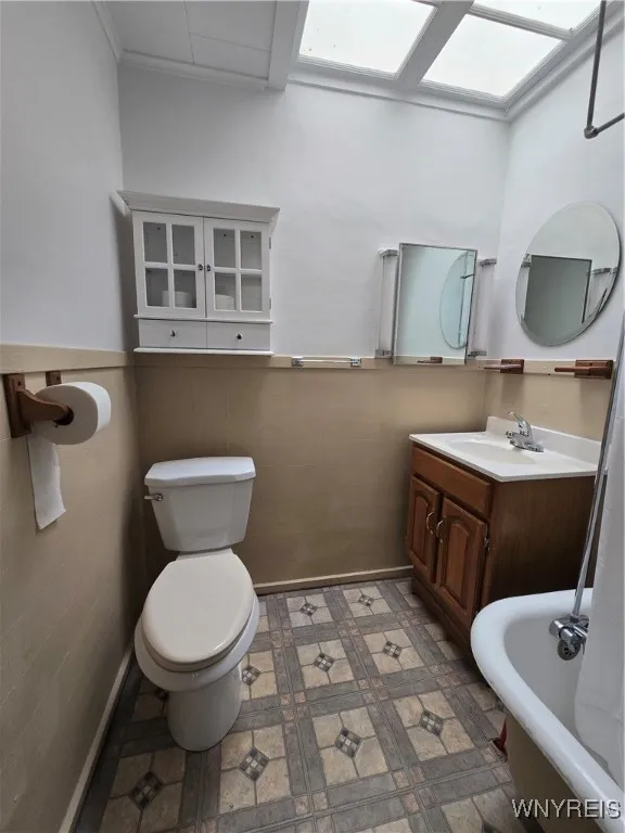 250 West Avenue, Lockport-city, New York 14094, Lockport-city, New York 14094, 1 Bedroom Bedrooms, 4 Rooms Rooms,1 BathroomBathrooms,Residential Lease,For Rent,250 West Avenue, Lockport-city, New York 14094,B1616849