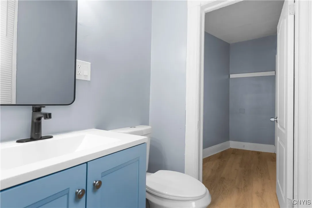 2nd floor bathroom