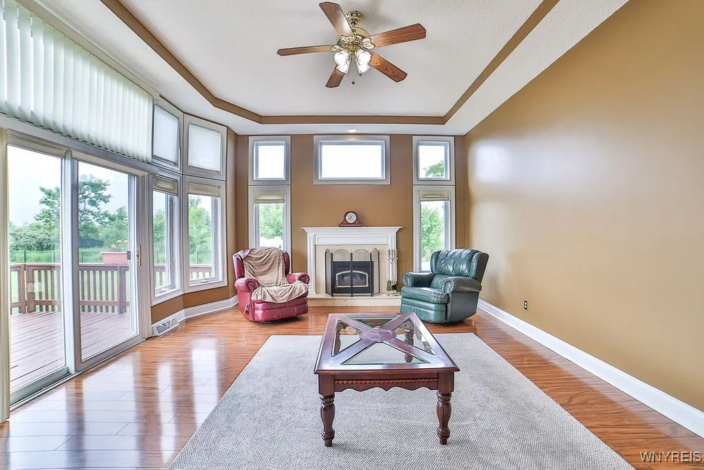 6850 Shawnee Road, Wheatfield, New York 14120, Wheatfield, New York 14120, 3 Bedrooms Bedrooms, 6 Rooms Rooms,3 BathroomsBathrooms,Residential,For Sale,6850 Shawnee Road, Wheatfield, New York 14120,B1611343