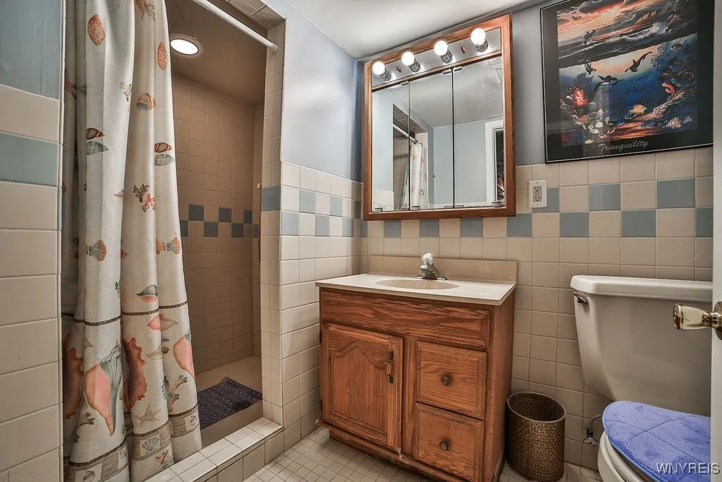 6850 Shawnee Road, Wheatfield, New York 14120, Wheatfield, New York 14120, 3 Bedrooms Bedrooms, 6 Rooms Rooms,3 BathroomsBathrooms,Residential,For Sale,6850 Shawnee Road, Wheatfield, New York 14120,B1611343