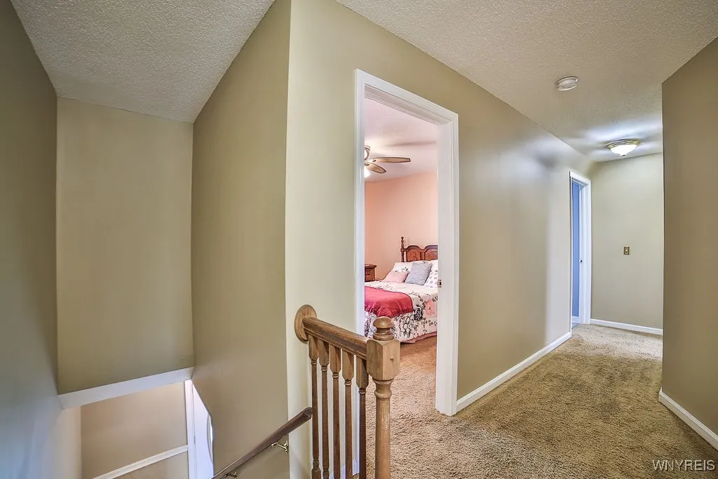 6850 Shawnee Road, Wheatfield, New York 14120, Wheatfield, New York 14120, 3 Bedrooms Bedrooms, 6 Rooms Rooms,3 BathroomsBathrooms,Residential,For Sale,6850 Shawnee Road, Wheatfield, New York 14120,B1611343