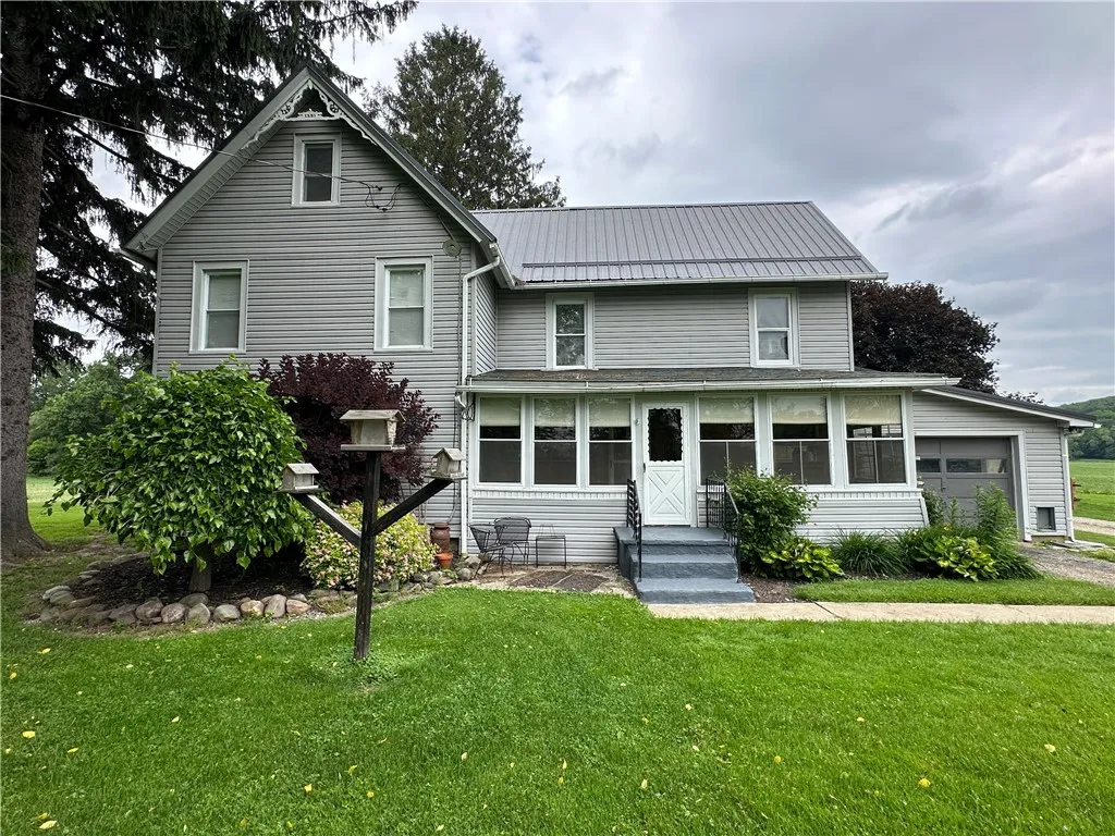 5764 Rees Road, Granger, New York 14735, Granger, New York 14735, 4 Bedrooms Bedrooms, 8 Rooms Rooms,2 BathroomsBathrooms,Residential,For Sale,5764 Rees Road, Granger, New York 14735,R1616925