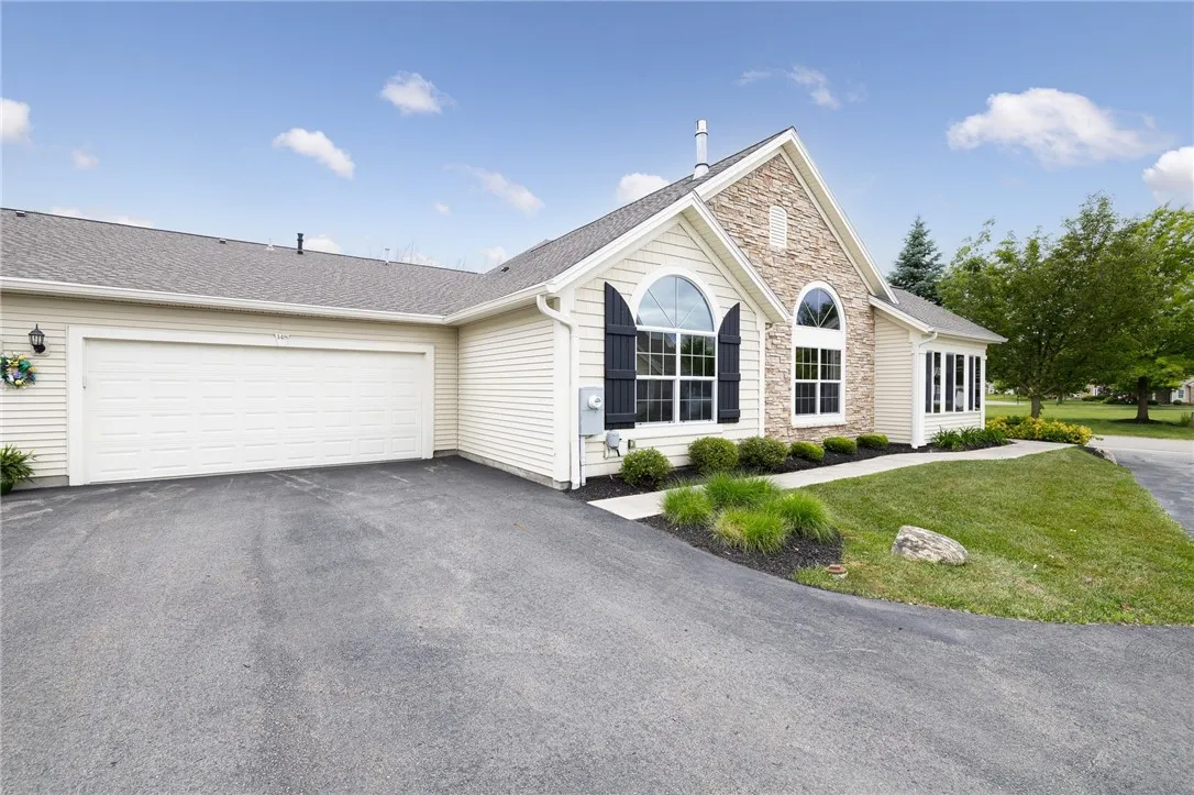 148 Maryview Dr Drive 148, Webster, New York 14580, Penfield, New York 14580, 2 Bedrooms Bedrooms, 5 Rooms Rooms,2 BathroomsBathrooms,Residential,Closed,148 Maryview Dr Drive 148, Webster, New York 14580,0,R1615933