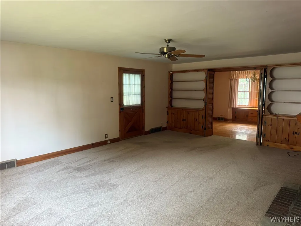 8946 Rivershore Drive, Niagara Falls, New York 143, Niagara Falls, New York 14304, 3 Bedrooms Bedrooms, 7 Rooms Rooms,1 BathroomBathrooms,Residential Lease,Closed,8946 Rivershore Drive, Niagara Falls, New York 143,B1614990