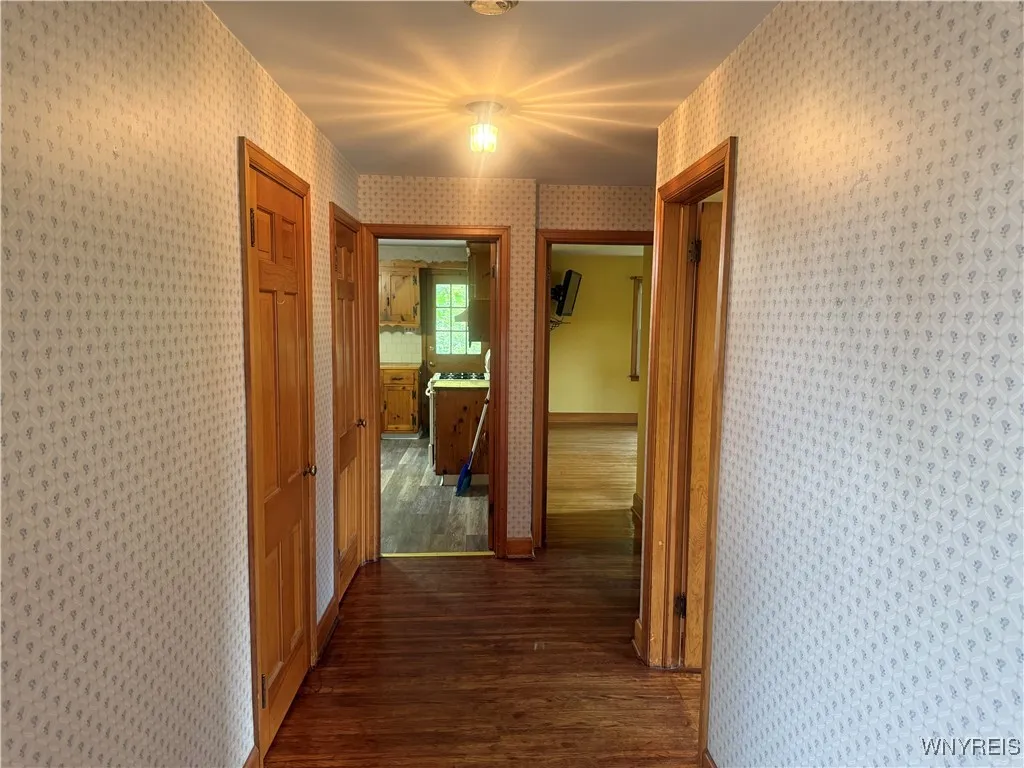 8946 Rivershore Drive, Niagara Falls, New York 143, Niagara Falls, New York 14304, 3 Bedrooms Bedrooms, 7 Rooms Rooms,1 BathroomBathrooms,Residential Lease,Closed,8946 Rivershore Drive, Niagara Falls, New York 143,B1614990
