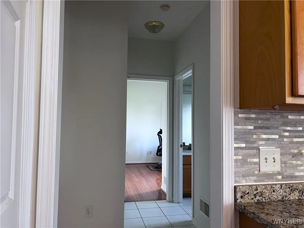 16 Post Side Lane, Pittsford, New York 14534, Pittsford, New York 14534, 5 Bedrooms Bedrooms, 9 Rooms Rooms,2 BathroomsBathrooms,Residential,For Sale,16 Post Side Lane, Pittsford, New York 14534,B1616888